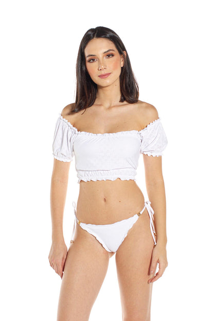 Model Front: Lua Morena Bikini Tops Top Ciganinha Laise Branco