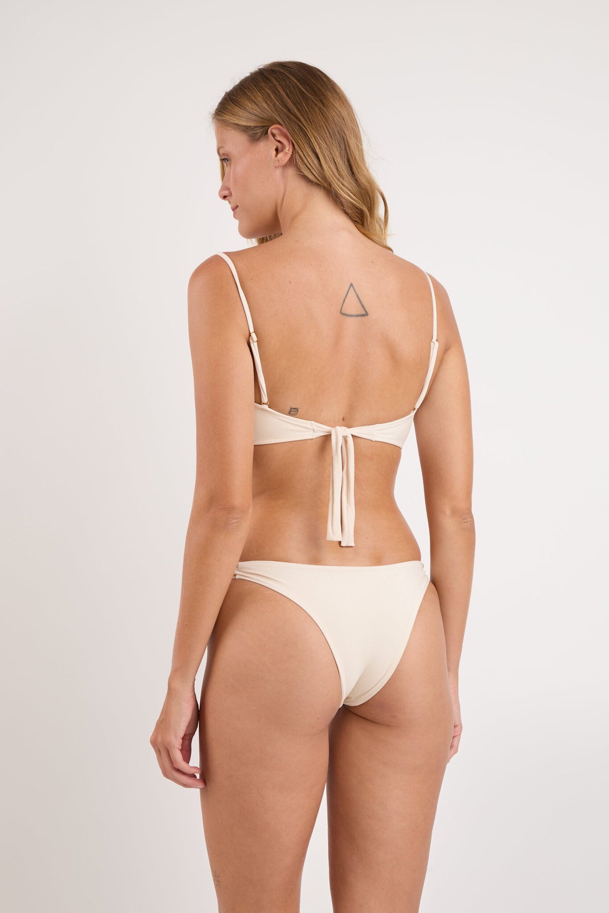 Model Back: Rio De Sol Bikini Bottoms Bottom Malibu-Natural Essential-Iris