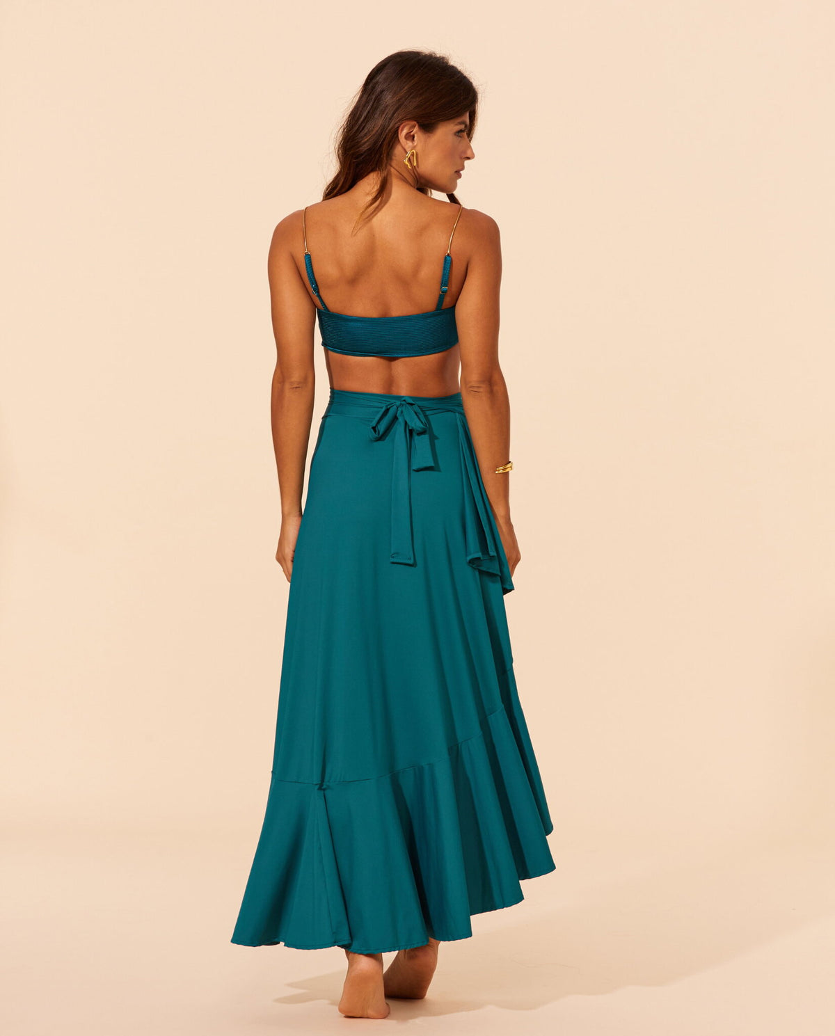 Model Back: Lua Morena Skirts Tapajos Pareo Babado