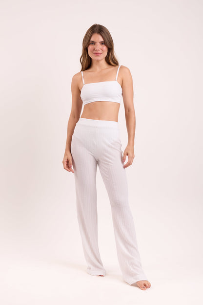 Model Front: Rio De Sol Pants Memphis-White Pants Lana