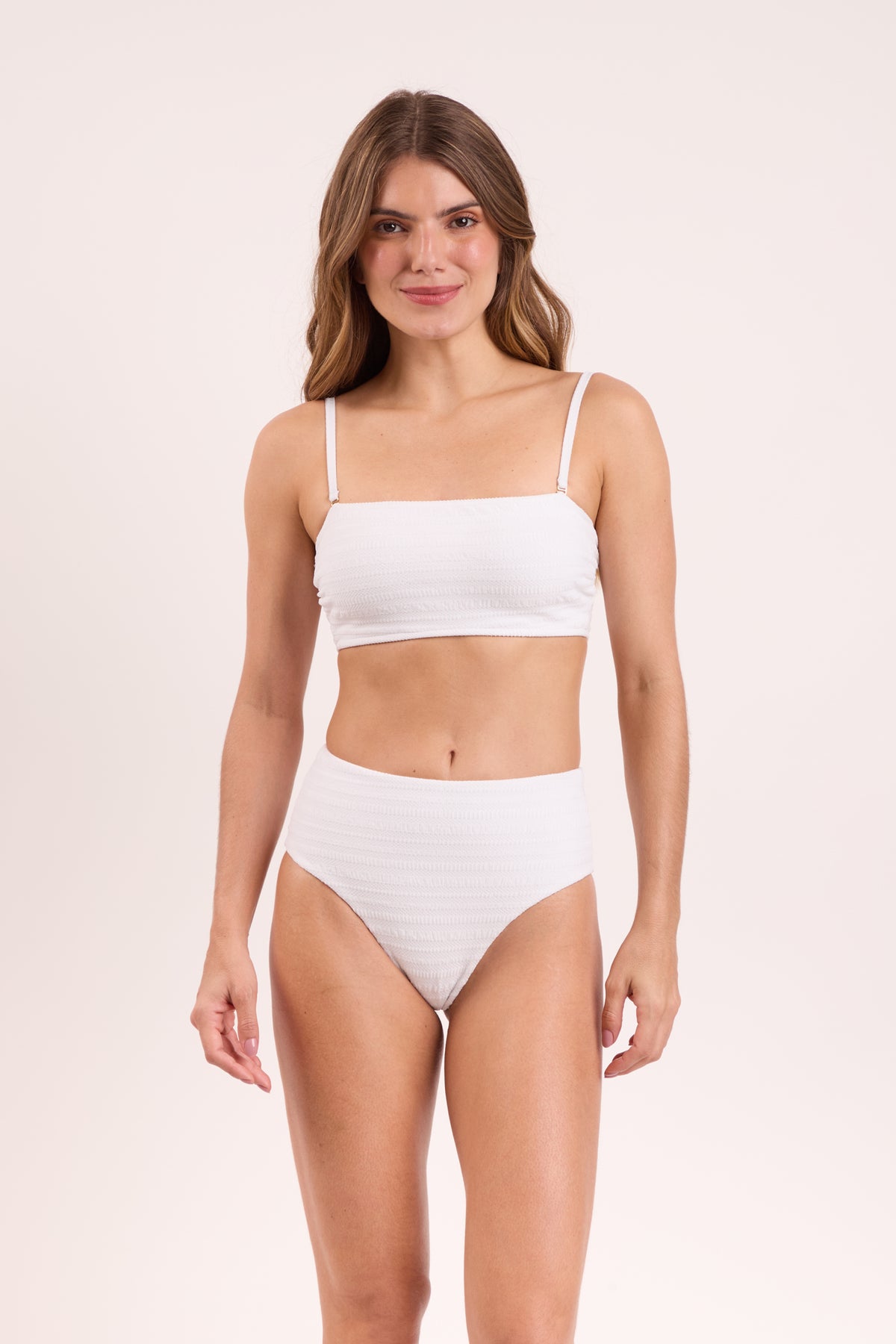 Model Front: Rio De Sol Bikini Bottoms Bottom Memphis-White Hotpants