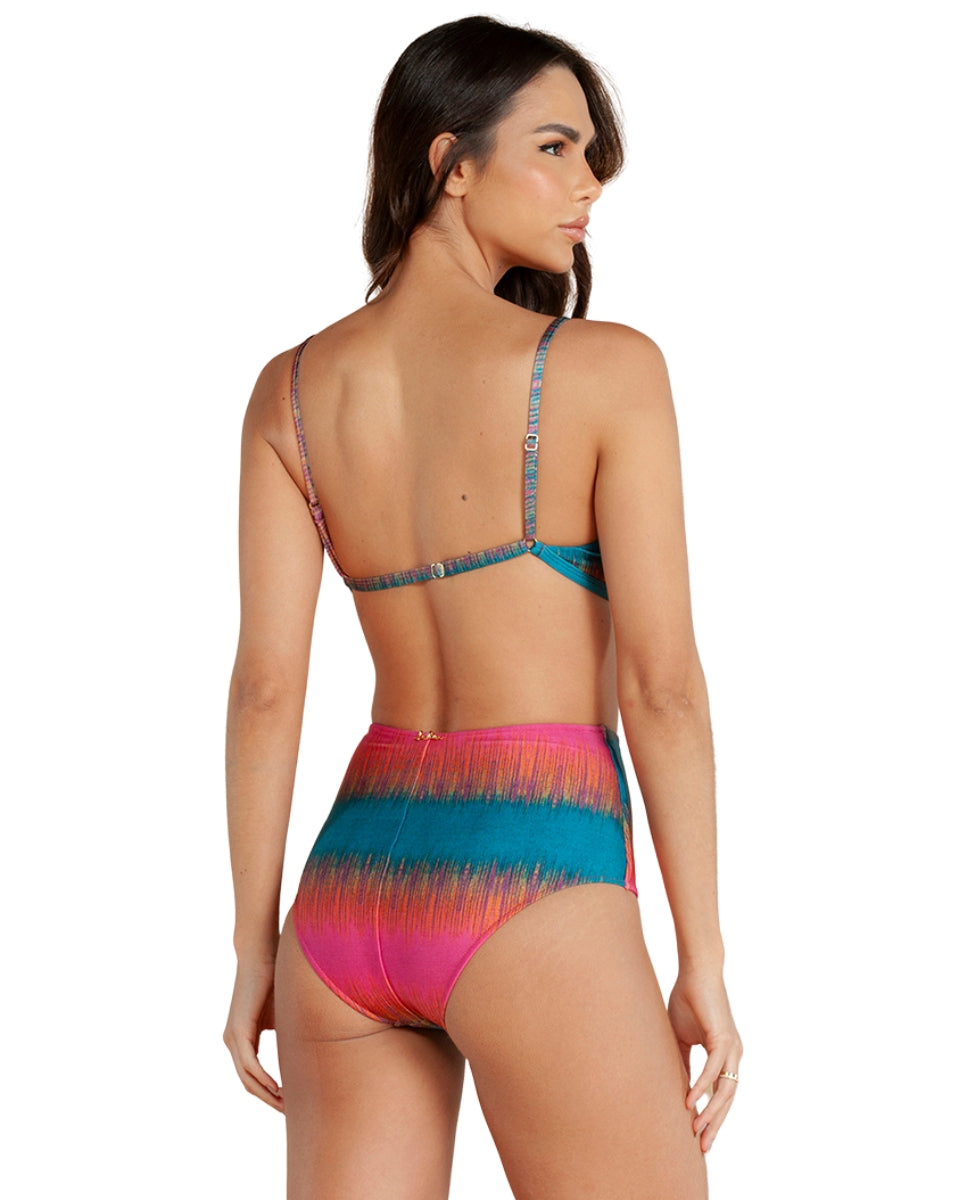 Model Back: Lua Morena Bikini Tops Top Cinta Saire