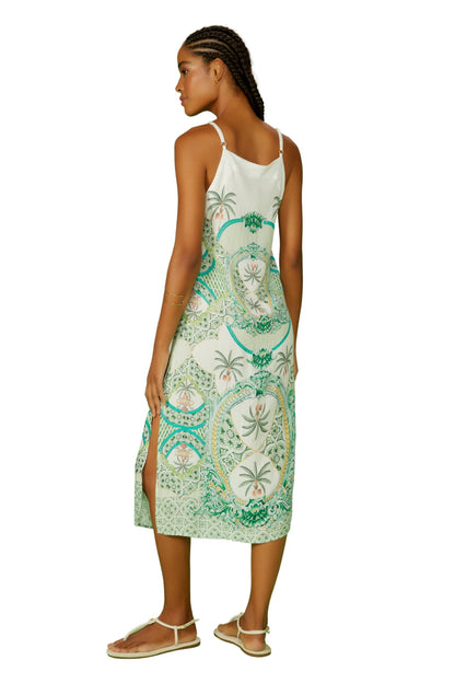 Model Back: Blueman Skirts Vestido Mikaela Azulejaria