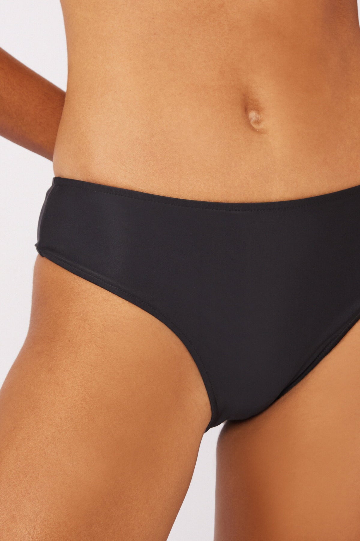 Image 04: Blueman Bikini Bottoms Bottom Preto Sunquine