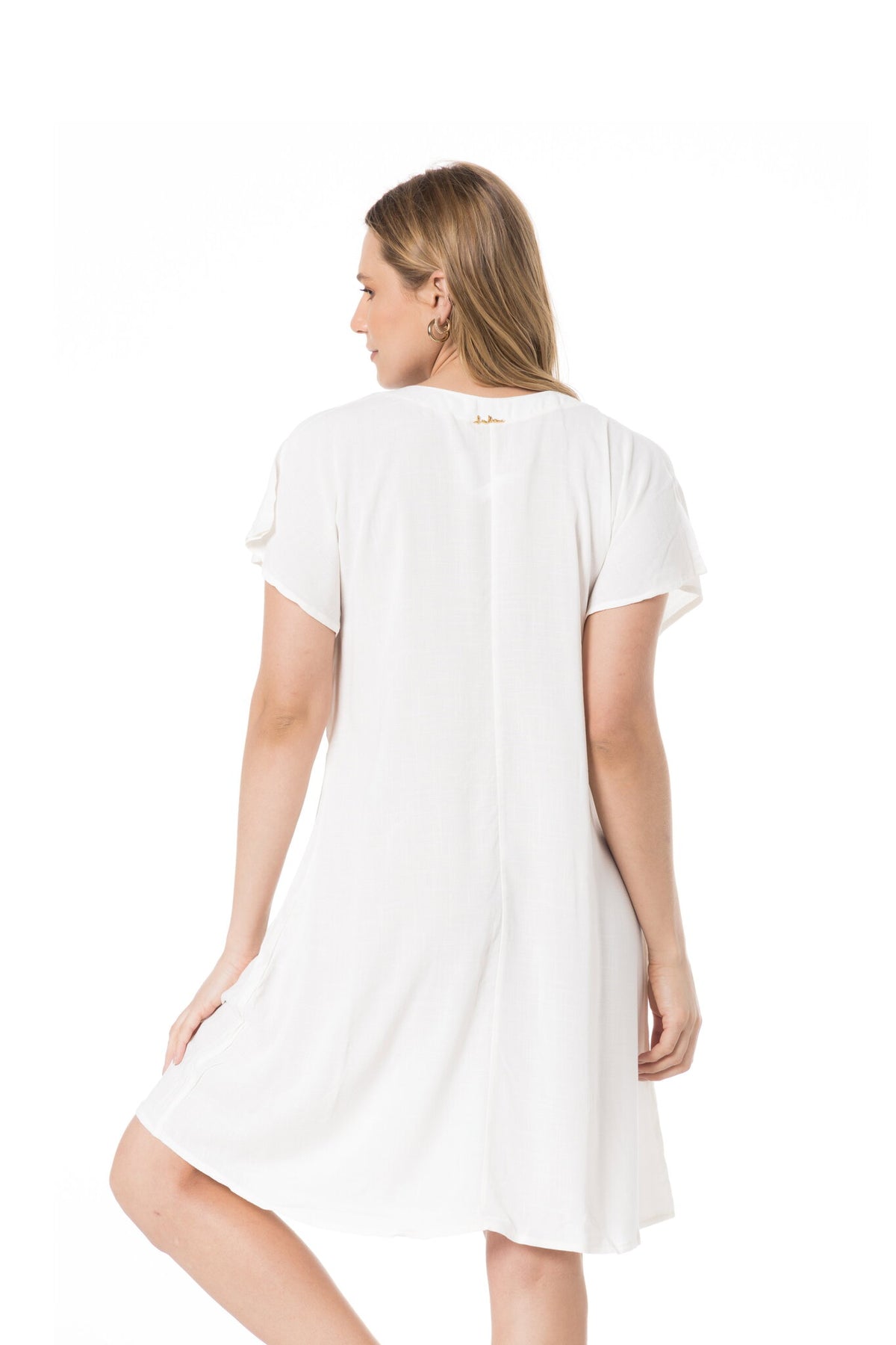 Model Back: Lua Morena Mini Dresses Tunica Ilhos Off-White