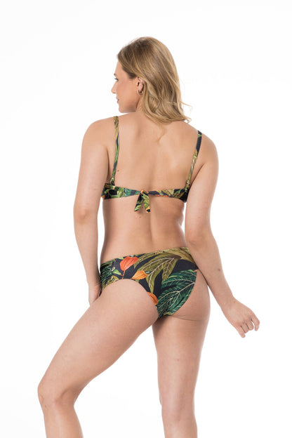 Model Back: Lua Morena Two Piece Swimwear No Drapeada Media Caju