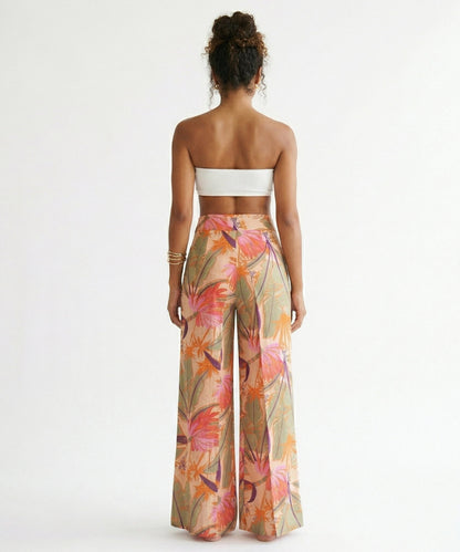 Model Back: Rio De Sol Pants Oasis Wide Pants
