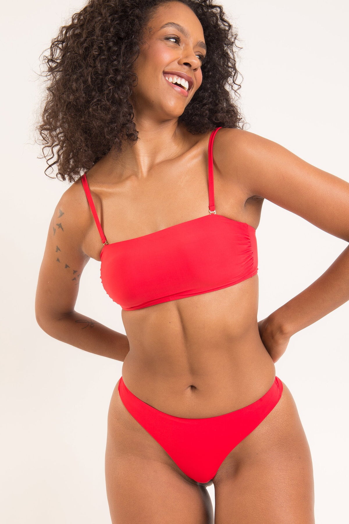 Image 09: Rio De Sol Two Piece Swimwear Set Rouge Bandeau-Reto Nice-Fio