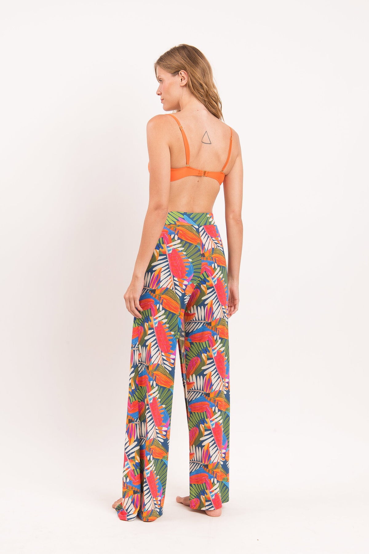 Model Back: Rio De Sol Pants Jungle Wide Pants