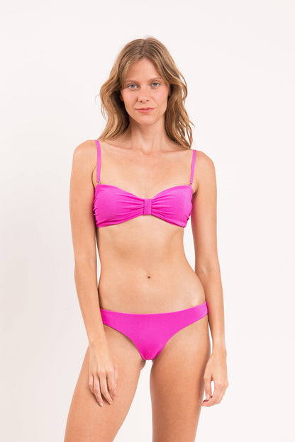 Model Front: Rio De Sol Bikini Bottoms Bottom Malibu-Rosa Essential
