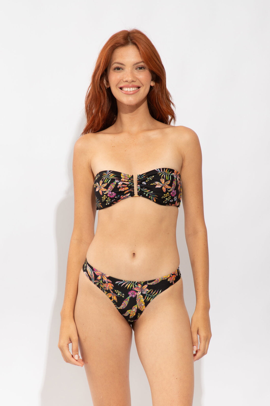 Model Front: Rio De Sol Bikini Tops Top Flora Sara