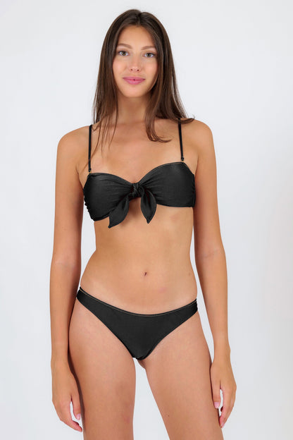 Model Front: Rio De Sol Bikini Bottoms Bottom Shimmer-Black Essential
