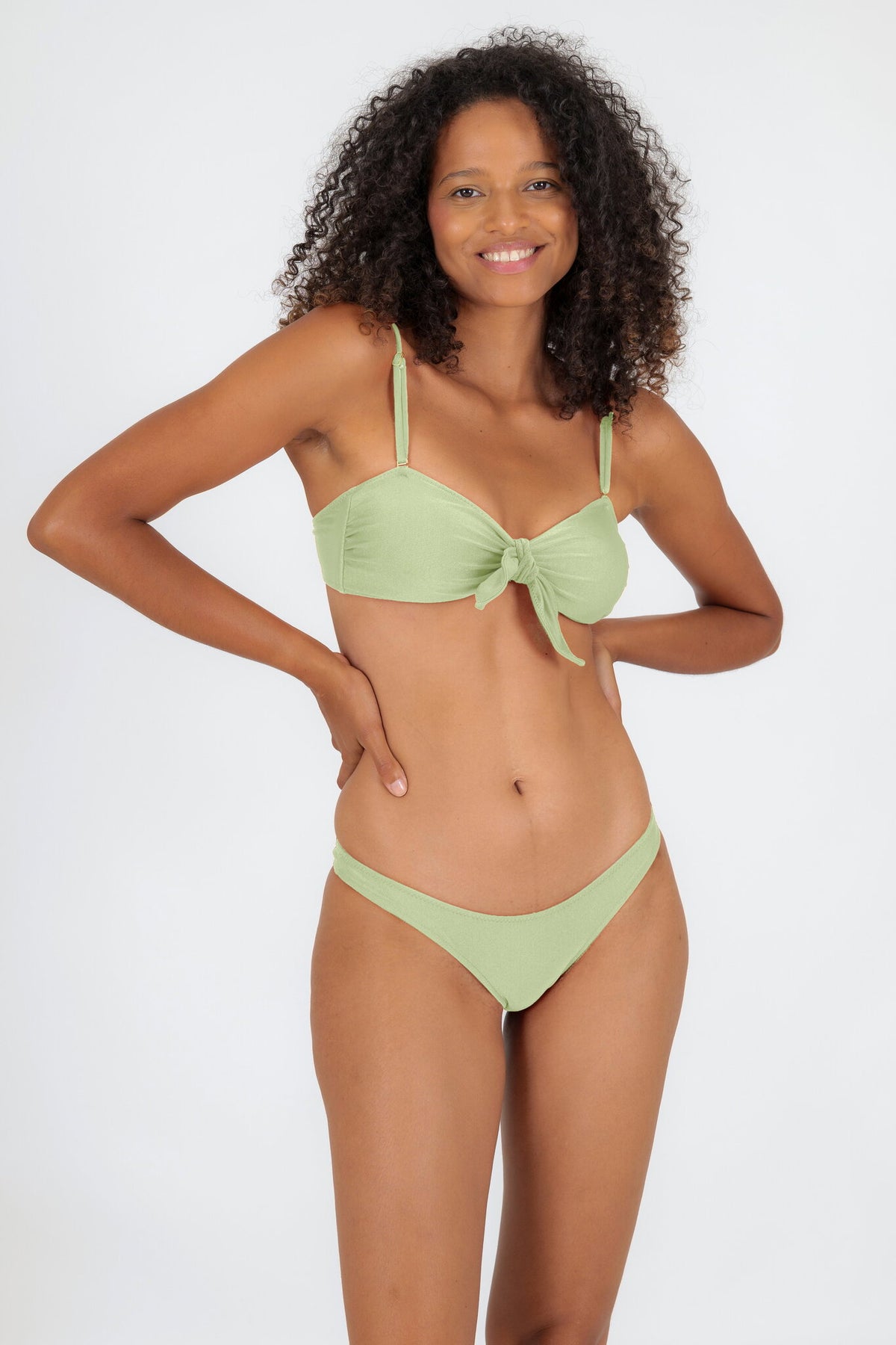 Model Front: Rio De Sol Bikini Tops Top Oliva Bandeau-No