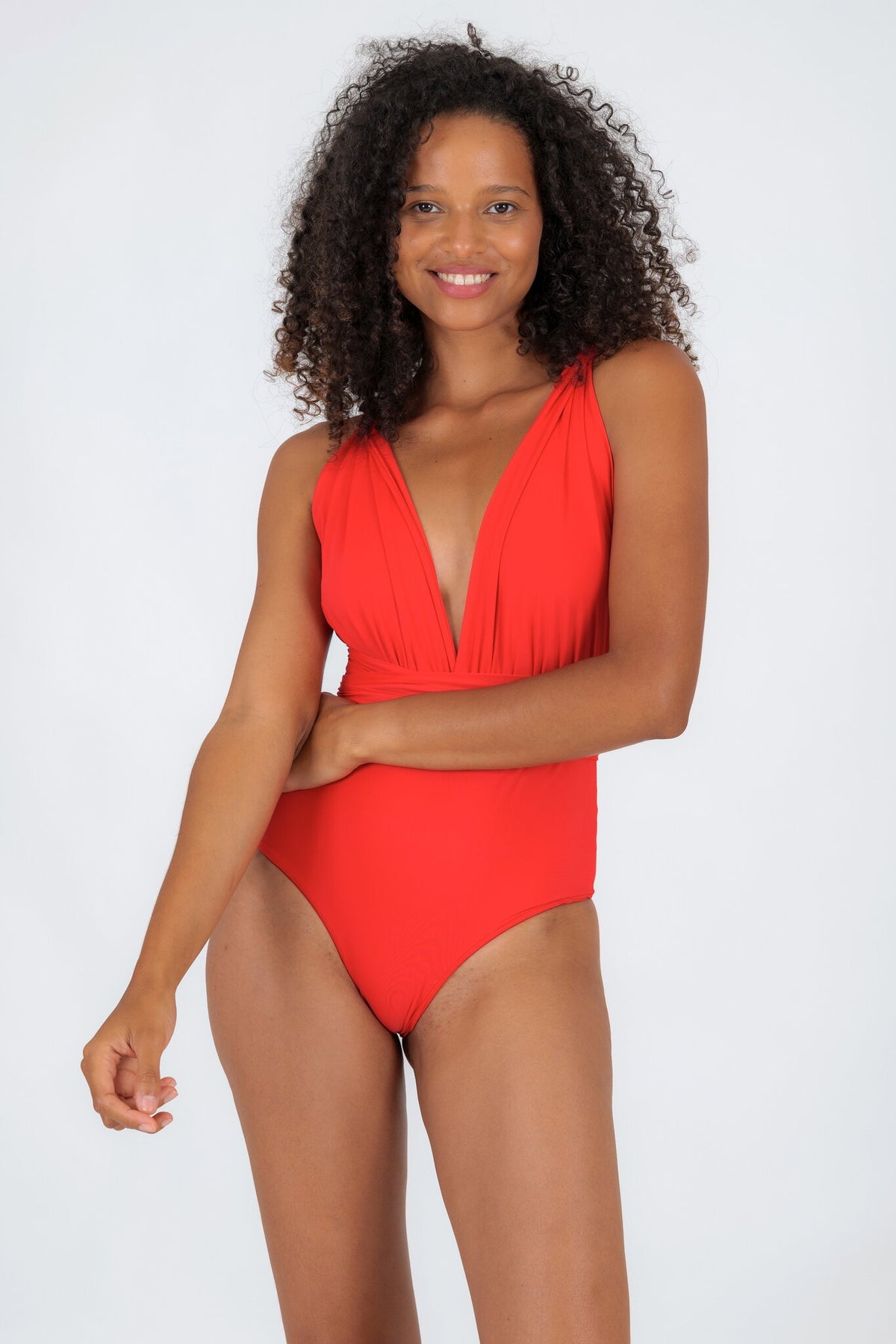 Model Front: Rio De Sol One Piece Swimsuits Rouge Marina