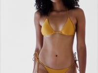 Video: Rio De Sol Bikini Tops Top Damasco Tri-Rope