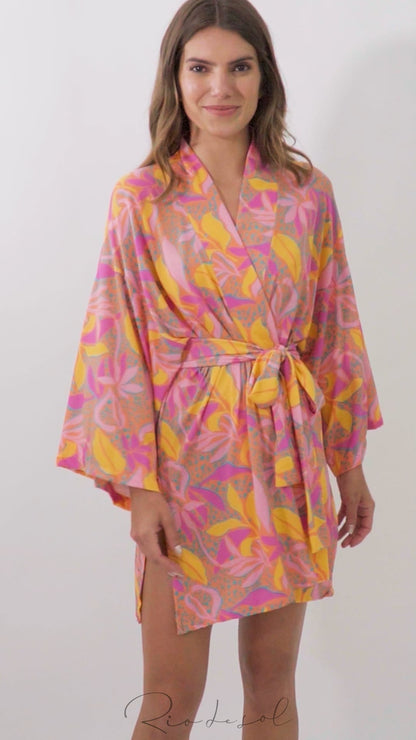 Video: Rio De Sol Kaftans And Kimonos Lyla Kimono