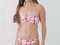 Video: Wednesday In Hawaii By Rio De Sol Two Piece Swimwear Set Pua-Hibiscus Lani Waikiki