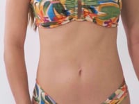 Video: Rio De Sol Two Piece Swimwear Set Tropical Sara Baobi