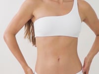 Video: Rio De Sol Bikini Tops Top Sand-White Kora