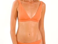Video: Rio De Sol Bikini Tops Top Sand-Argila Alba